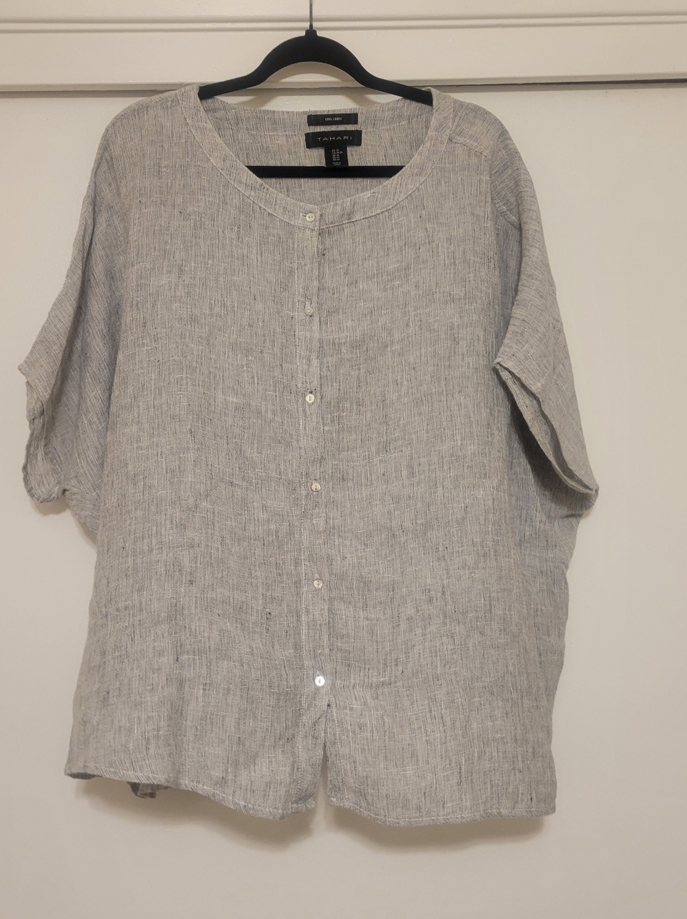 Tahari 100% Linen Button Front Top Gray Short Sleeve Blouse Size M